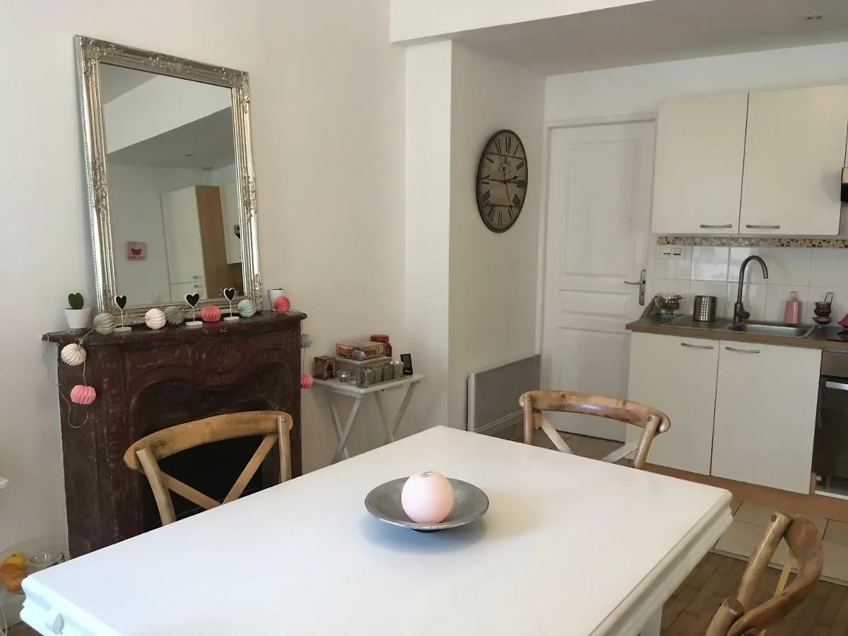 アパート Appartement Coeur Saint-Martin ブレスト フランス